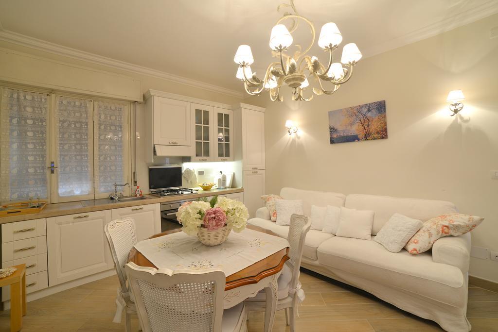 Appartamento CASA GRANDIS Dimora di Charme nel Cuore di Bordighera Esterno foto