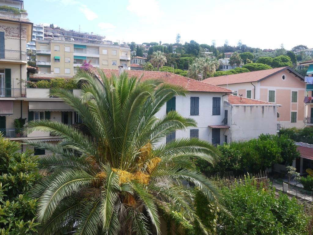 Appartamento CASA GRANDIS Dimora di Charme nel Cuore di Bordighera Camera foto
