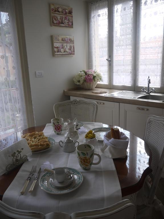 Appartamento CASA GRANDIS Dimora di Charme nel Cuore di Bordighera Camera foto